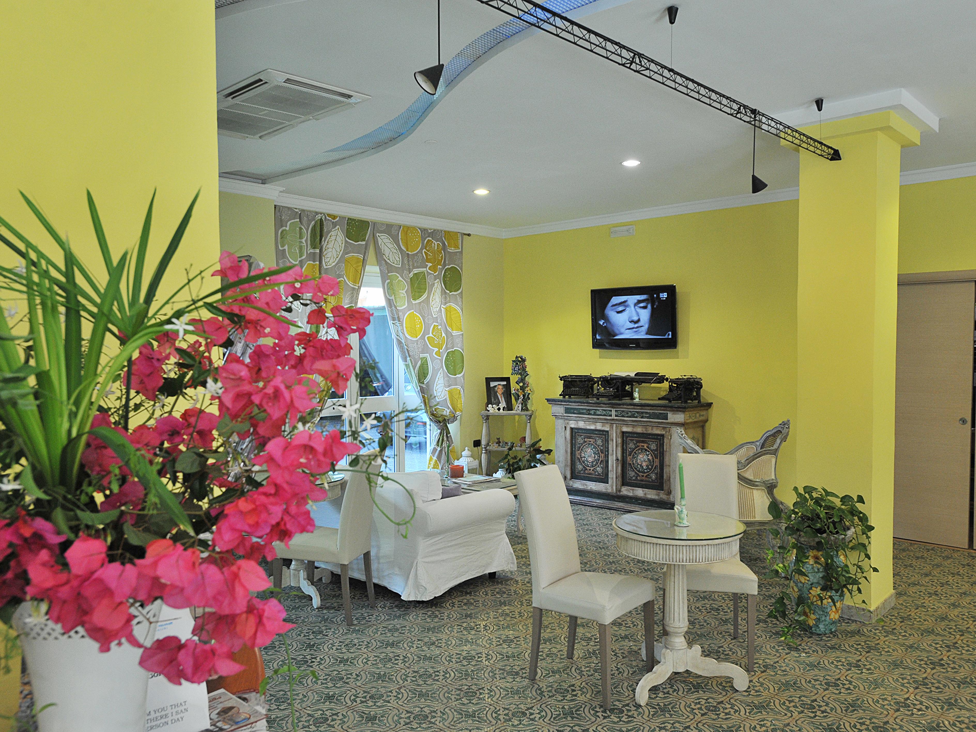 Hotel Miramare ไมยอรี ภายนอก รูปภาพ