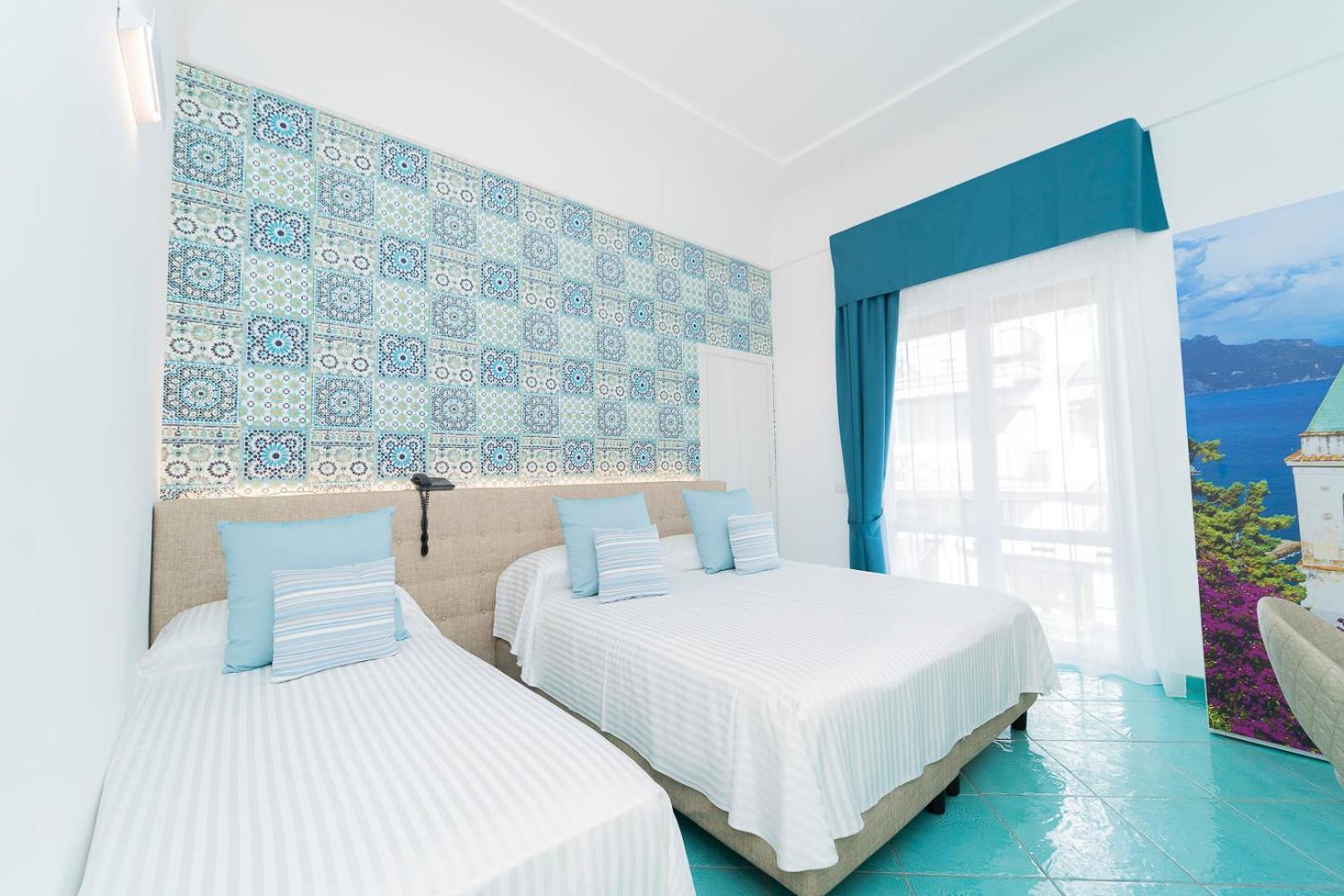 Hotel Miramare ไมยอรี ภายนอก รูปภาพ