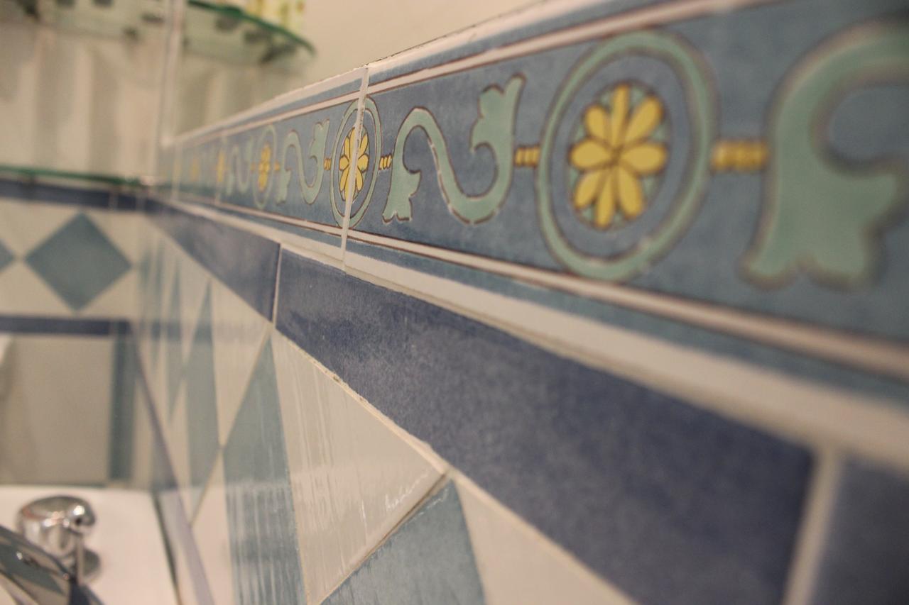 Hotel Miramare ไมยอรี ภายนอก รูปภาพ
